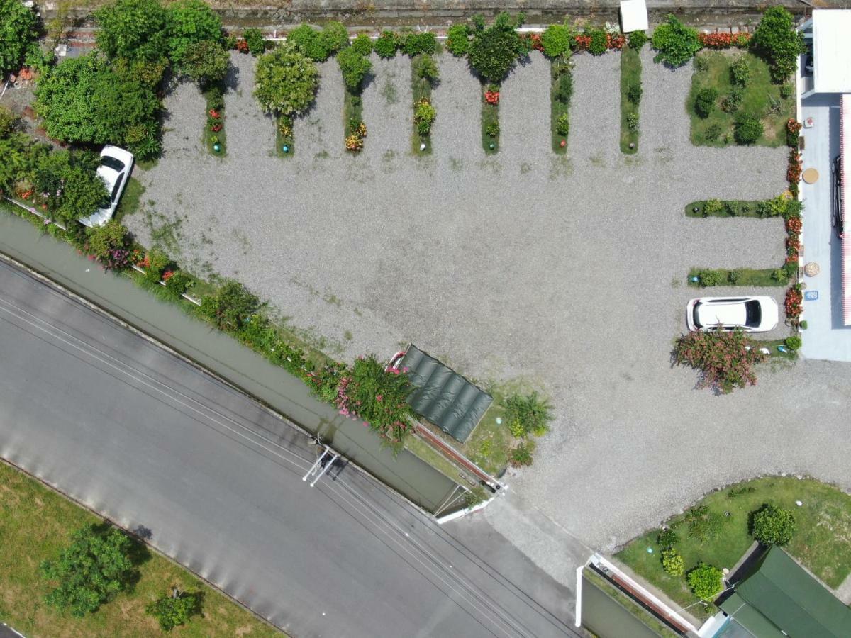 冬山閒雲居民宿 Dongshan  Exterior photo